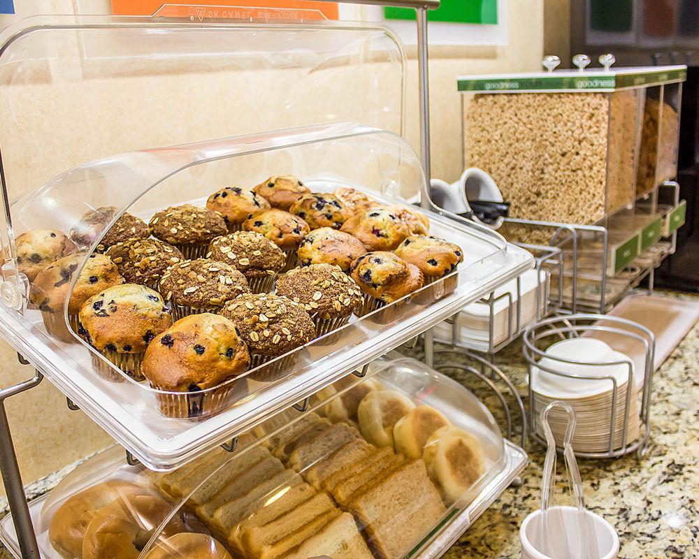 Holiday Inn - Cheshire - Southington By Ihg المظهر الخارجي الصورة