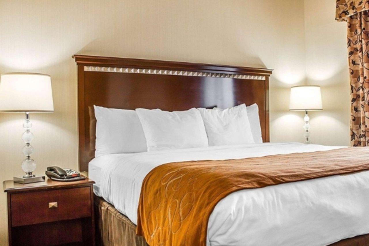 Holiday Inn - Cheshire - Southington By Ihg المظهر الخارجي الصورة